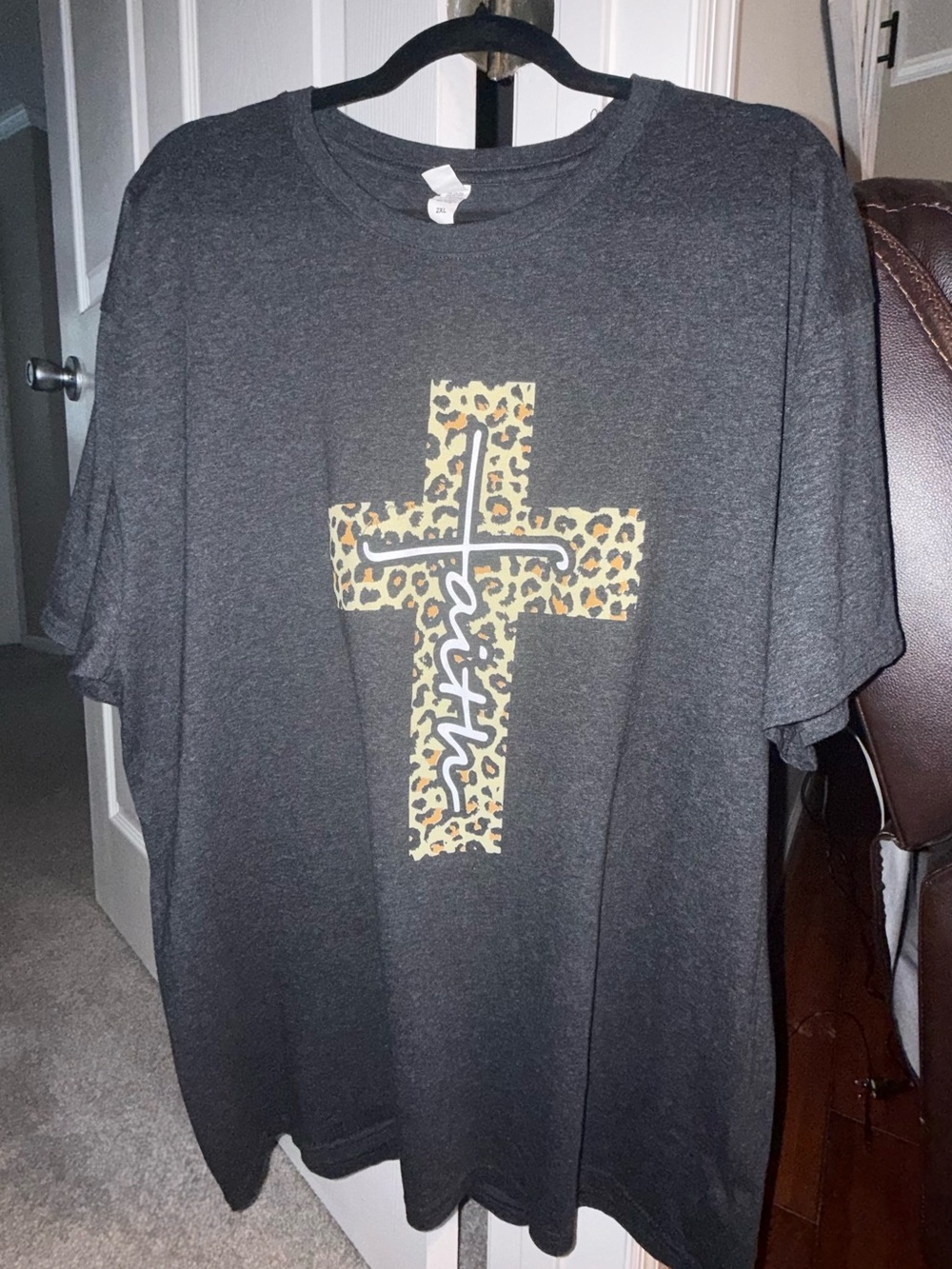 Brisco Brands Leopard Cross Faith Graphic T-Shirt | Size: 2XL